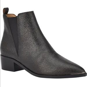 Ankle Chelsea boot